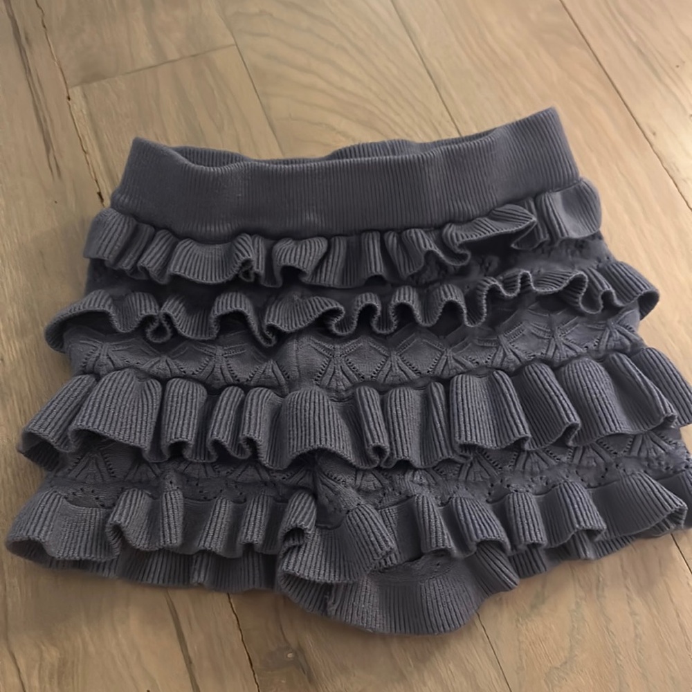 Edikted ruffle bloomer shorts